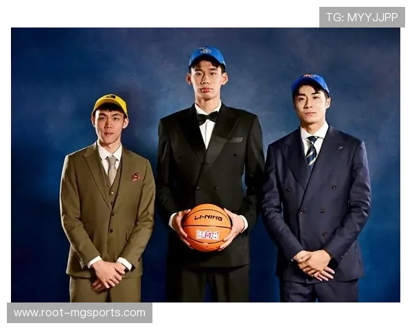 庞峥麟徐昕入选男篮集训 江苏广东阵容深度新星崭露头角 庞峥麟徐昕入选男篮集训 江苏广东阵容深度新星崭露头角