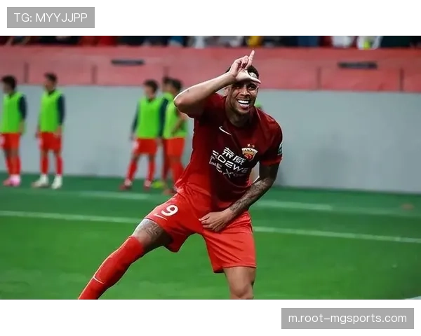 五后卫体系未能改善防守 上海海港定位球失分问题依旧